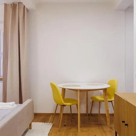 아파트 1 Bedroom With Terrace And Free Parking Near Metro 프라하